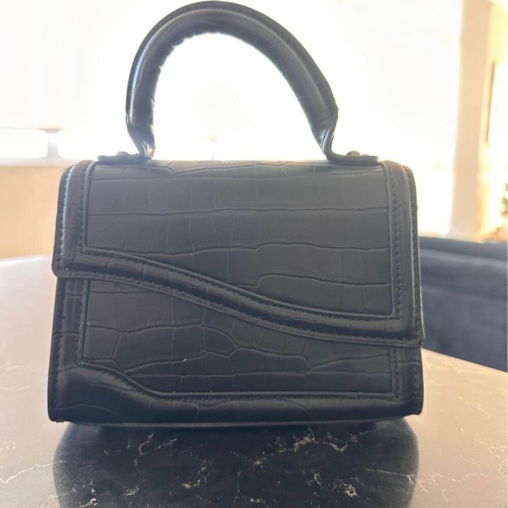 ZARA - Black - Mini City Cross-Body Bag Purpose - See pics for dimensions!